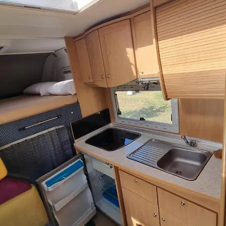 Tenuta Naturale Campingplads Villa San Pietro