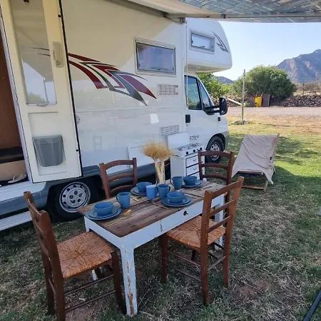 Tenuta Naturale Campingplads Villa San Pietro